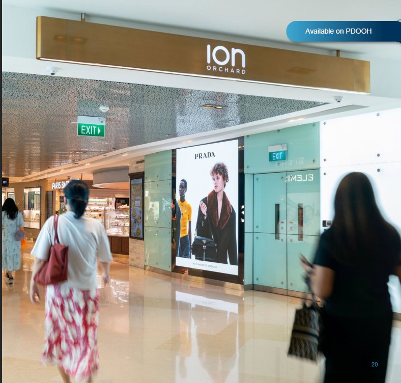 LED @ Lifestyle Gateway advertising at ION Orchard